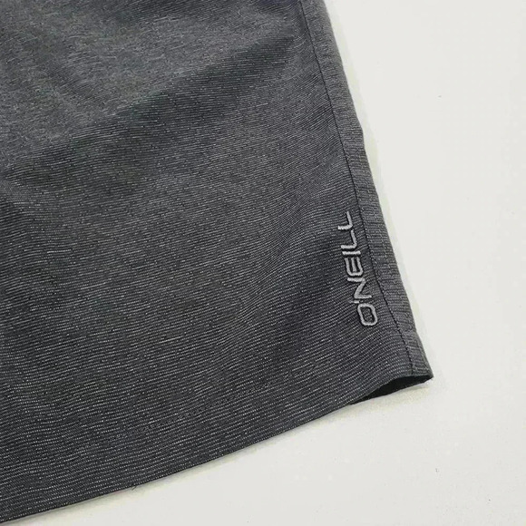 O'Neill Men's casual shorts 38x9 - Picture 4 of 6